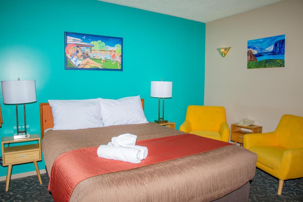 Bowmont Motel 彭蒂克顿 外观 照片