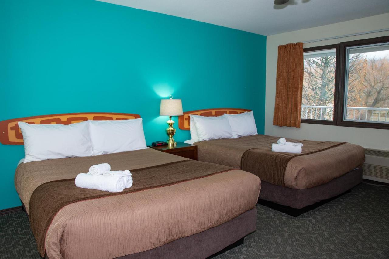 Bowmont Motel 彭蒂克顿 外观 照片