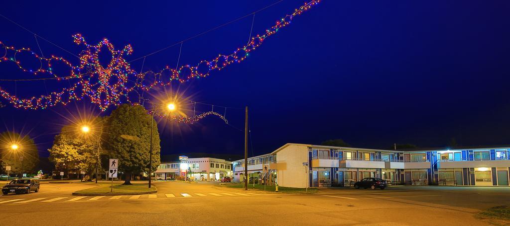 Bowmont Motel 彭蒂克顿 外观 照片